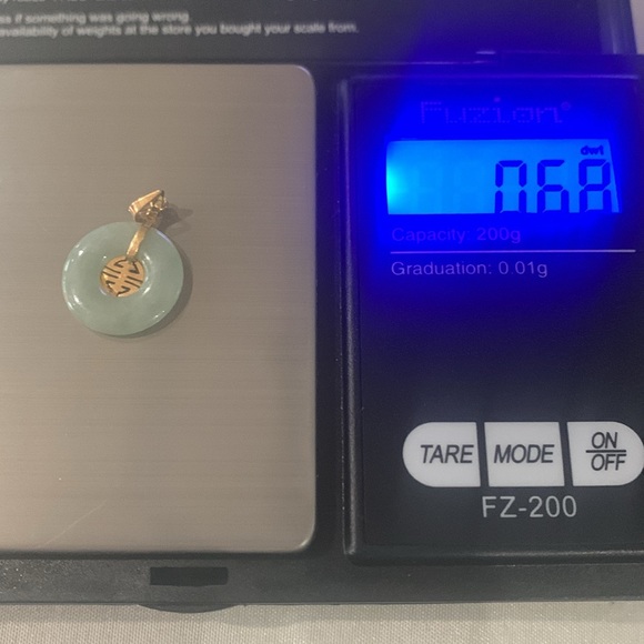 ❤️FINAL❤️Beautiful authentic green jade and 14k gold charm - Picture 5 of 6